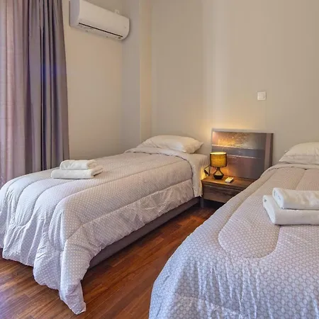Kleio - Spacious In Glyfada * Atenas